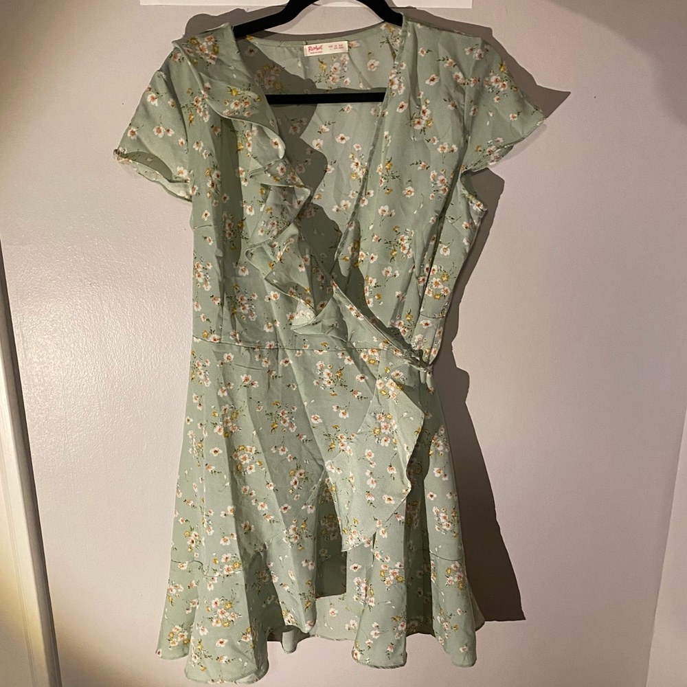 Romwe Green Floral Wrap Dress
